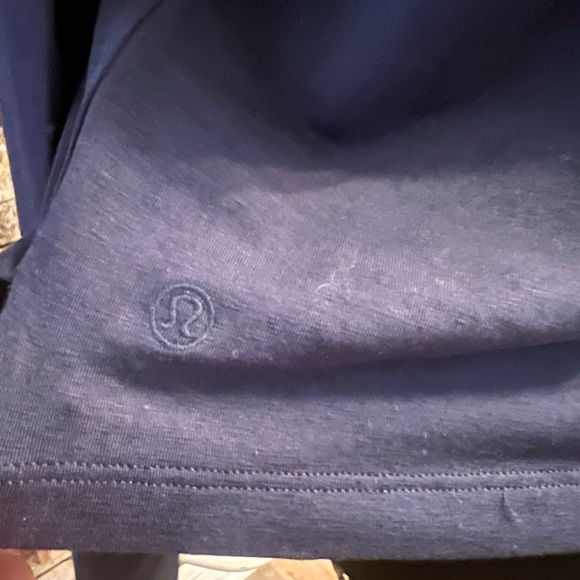 Lululemon crop - Picture 3 of 3